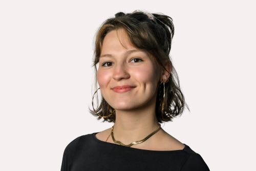 Philip und Sarah mit einem kleinen Acroyoga Auftritt bei der Polestructions Jahresfeier.